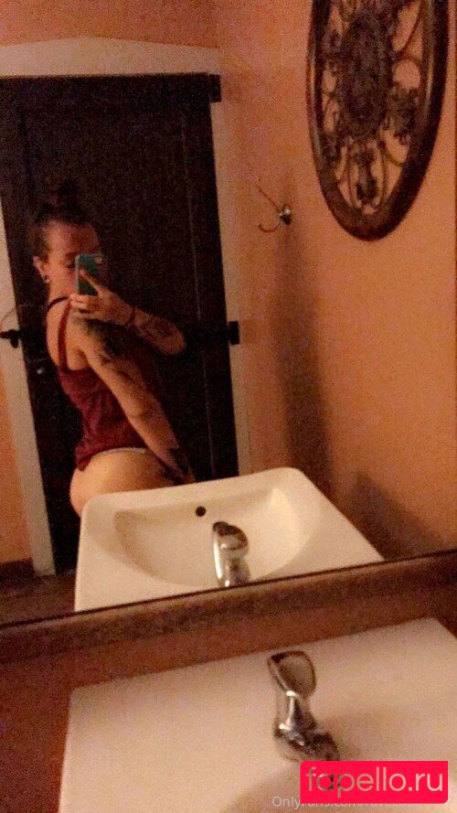 Foreign&boring Onlyfans Photo Gallery 