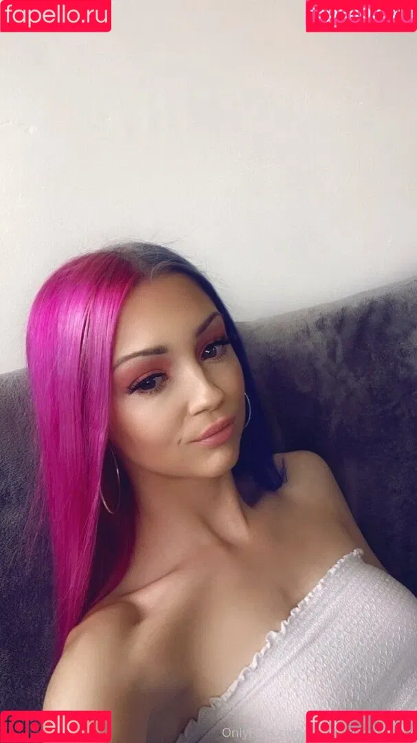 mrspetitexxx Onlyfans Photo Gallery 