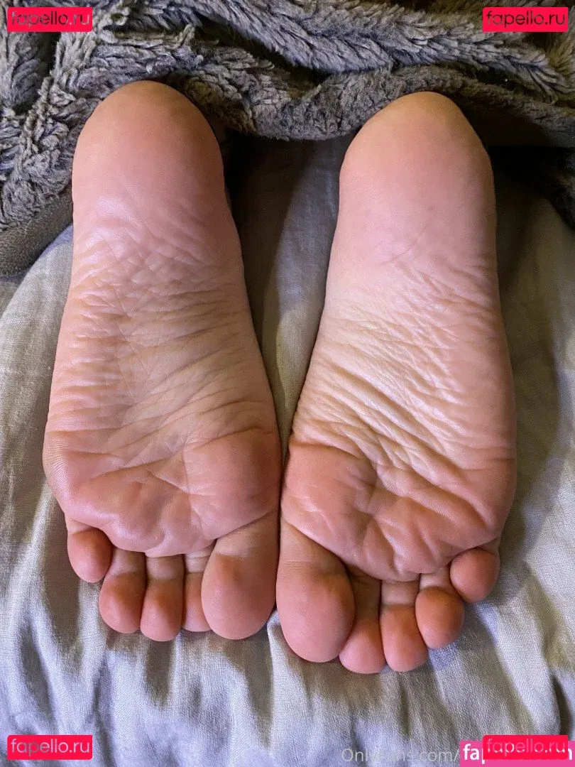 Britt Chenteale Onlyfans Photo Gallery 