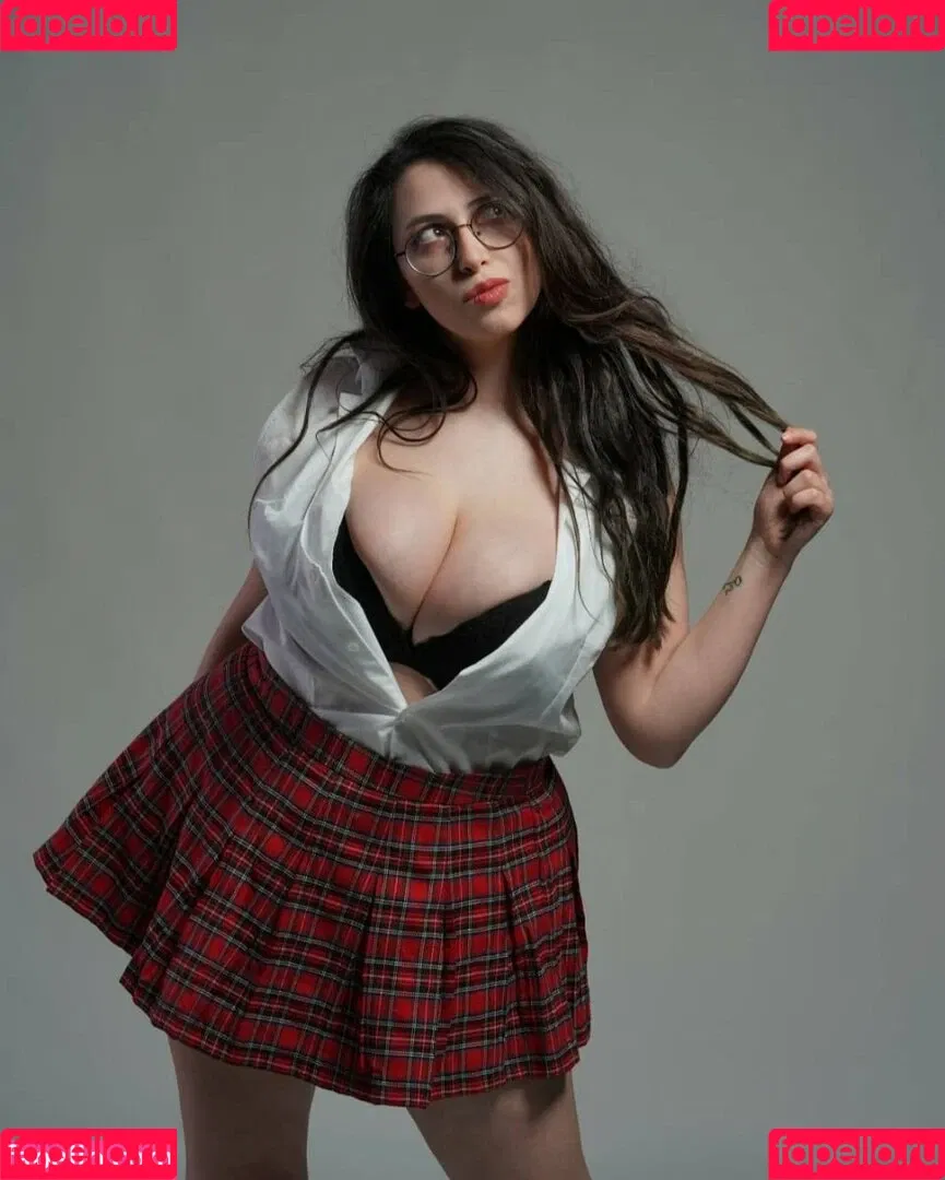 Lina P Onlyfans Photo Gallery 