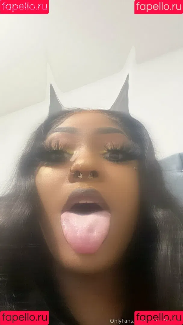 walkngenocidefree Onlyfans Photo Gallery 