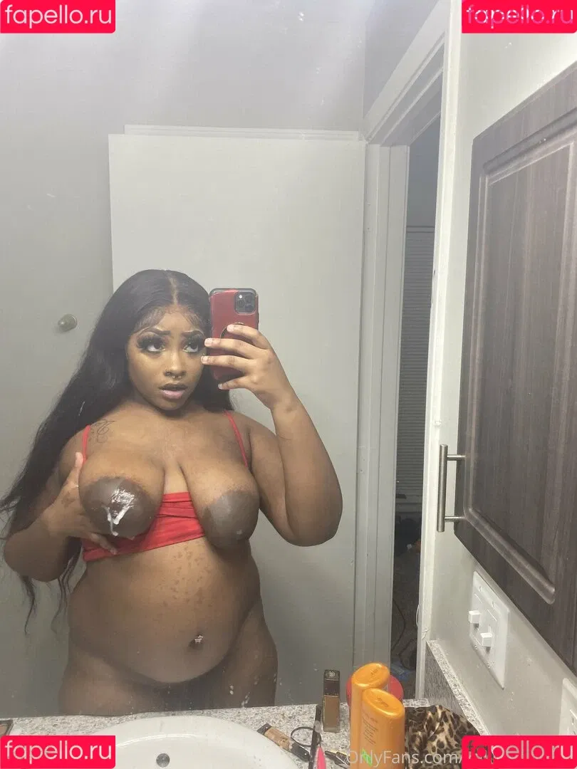 walkngenocidefree Onlyfans Photo Gallery 