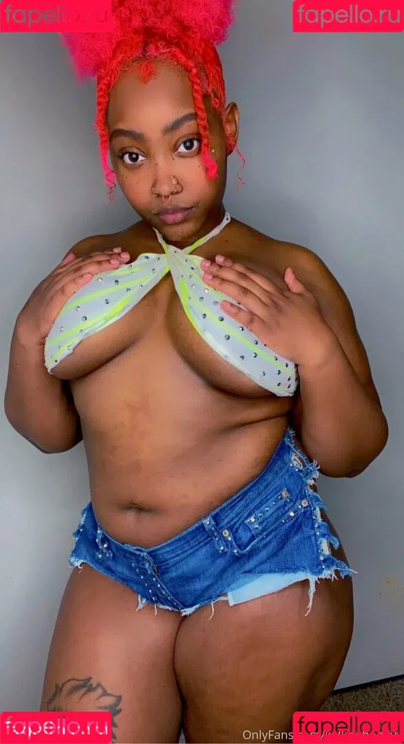 walkngenocidefree Onlyfans Photo Gallery 