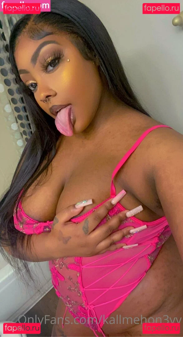 walkngenocidefree Onlyfans Photo Gallery 