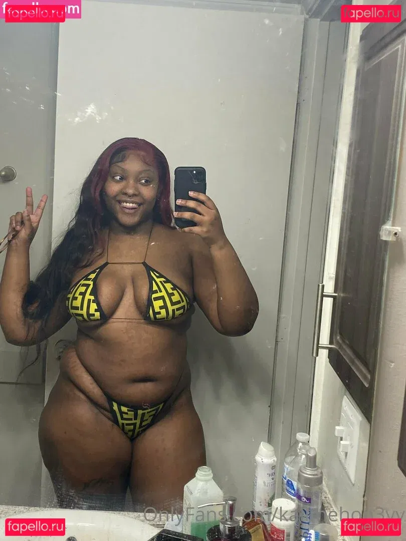 walkngenocidefree Onlyfans Photo Gallery 