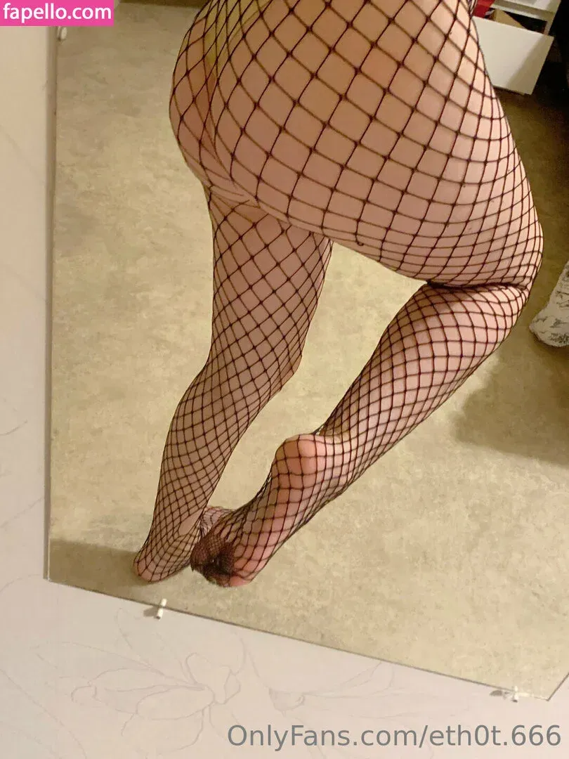Eth0t.666 Onlyfans Photo Gallery 