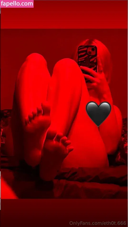 Eth0t.666 Onlyfans Photo Gallery 