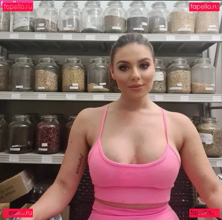 LittleMissTrish Onlyfans Photo Gallery 