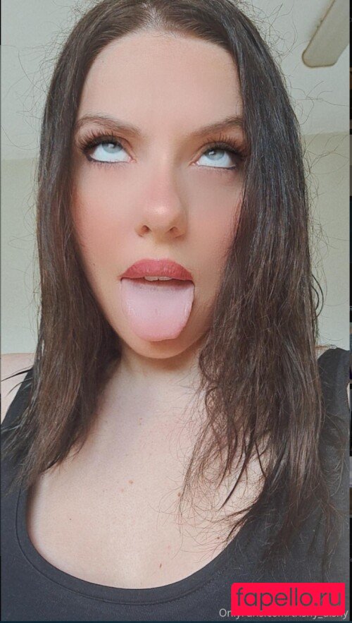 LittleMissTrish Nude Onlyfans Photo 9