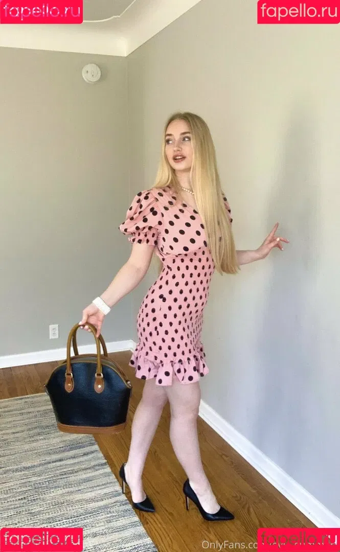 evie-summers Onlyfans Photo Gallery 
