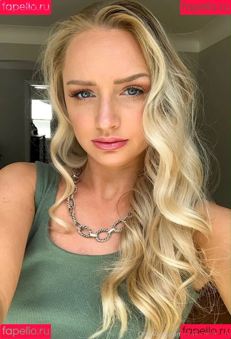 evie-summers Onlyfans Photo Gallery 