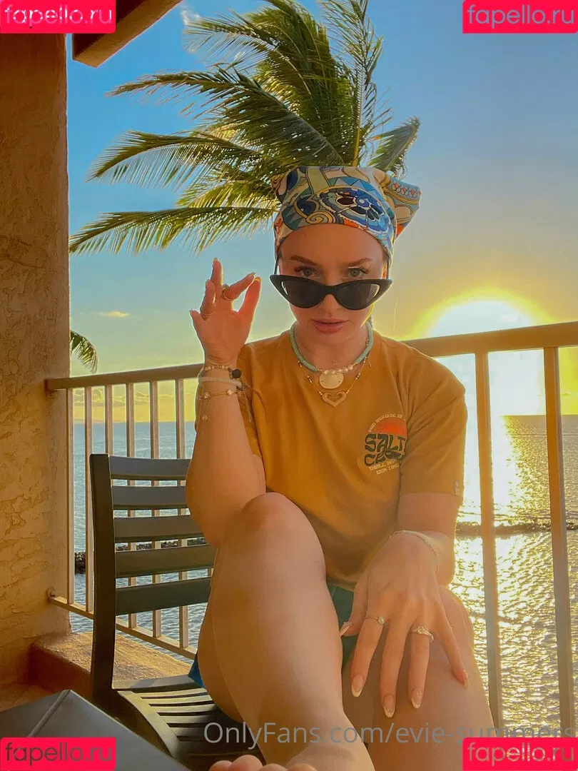 evie-summers Onlyfans Photo Gallery 