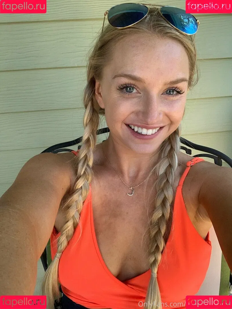 evie-summers Onlyfans Photo Gallery 