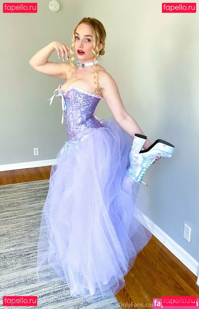 evie-summers Onlyfans Photo Gallery 