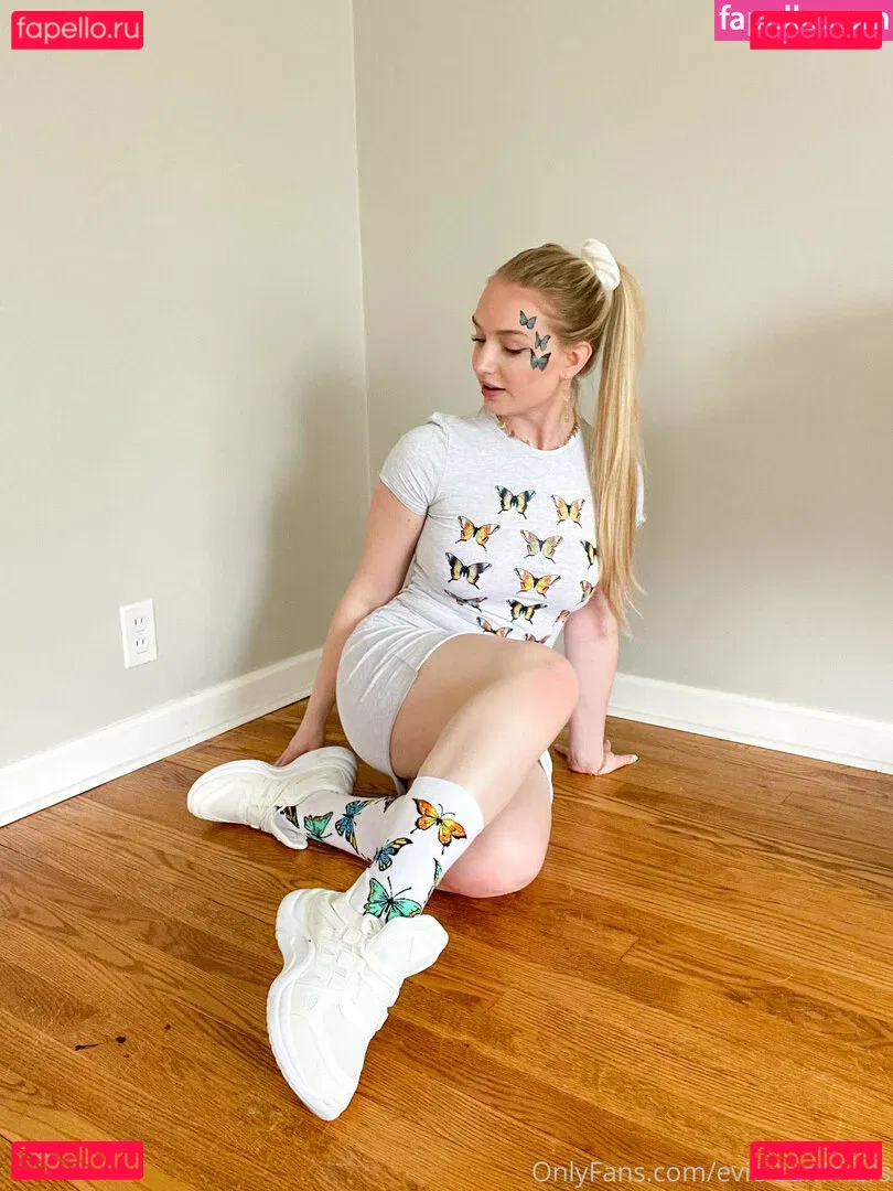 evie-summers Onlyfans Photo Gallery 