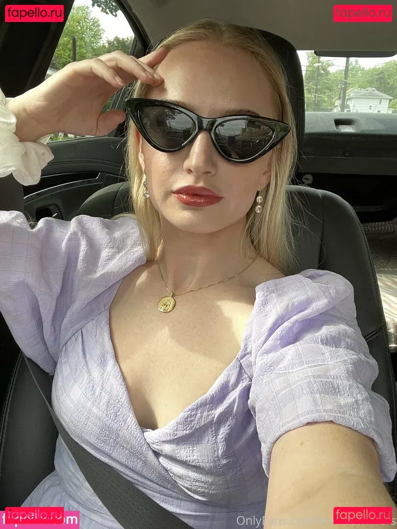 evie-summers Onlyfans Photo Gallery 