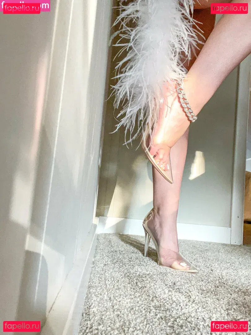 evie-summers Onlyfans Photo Gallery 