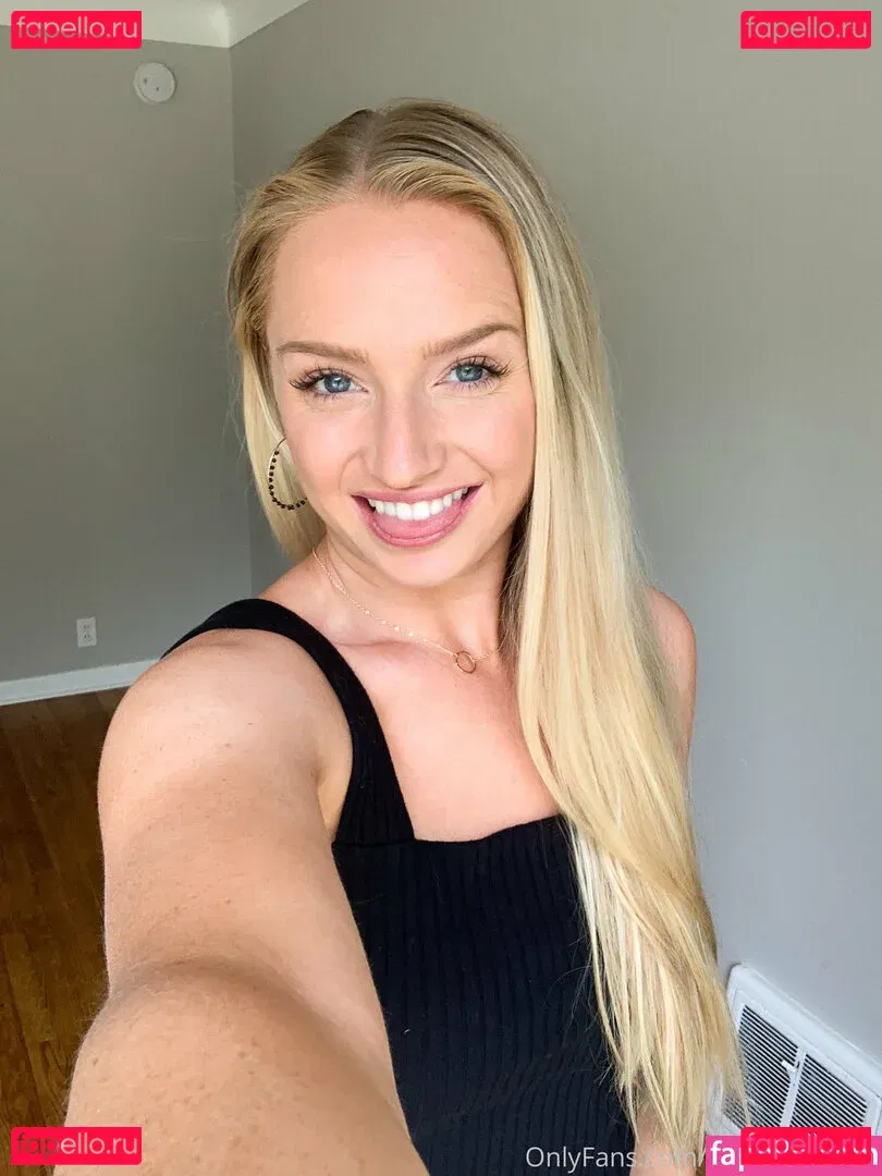 evie-summers Onlyfans Photo Gallery 