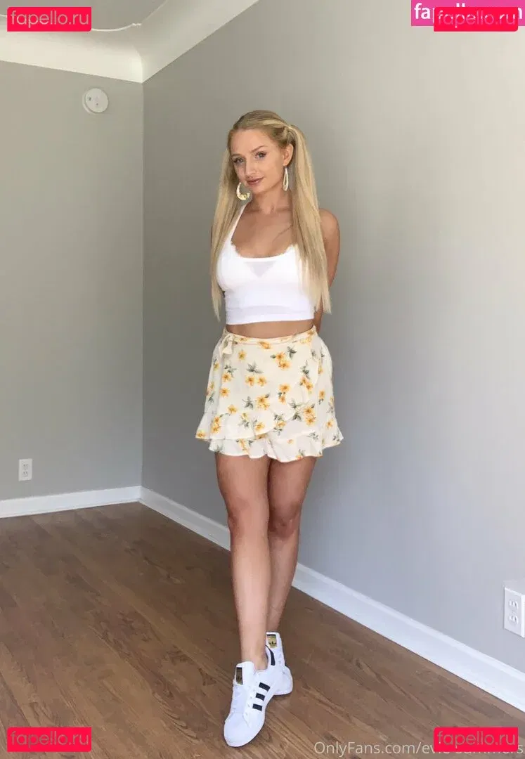evie-summers Onlyfans Photo Gallery 