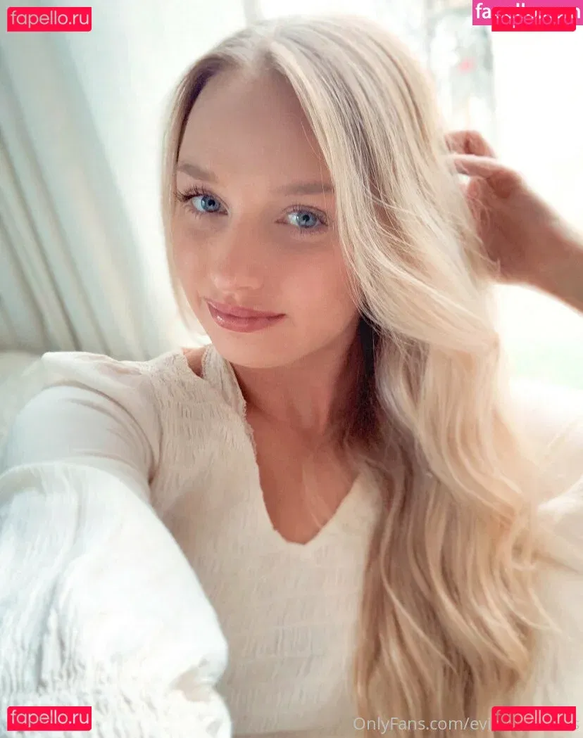 evie-summers Onlyfans Photo Gallery 