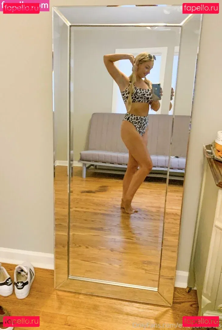 evie-summers Onlyfans Photo Gallery 