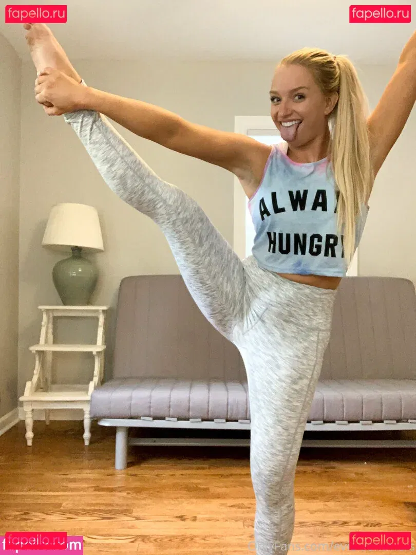 evie-summers Onlyfans Photo Gallery 