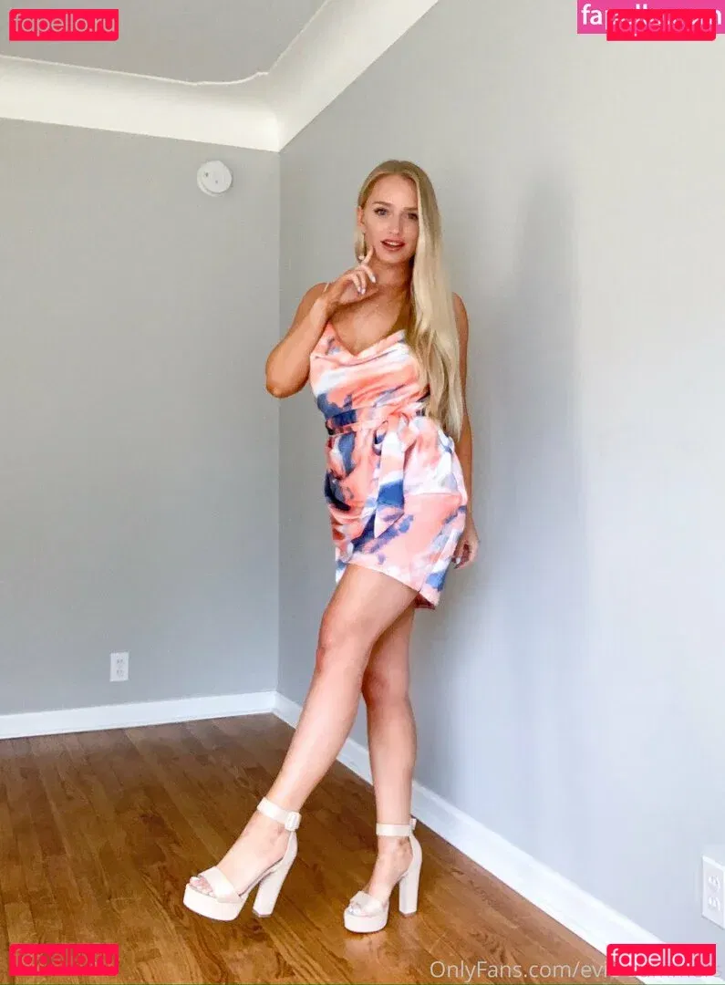 evie-summers Onlyfans Photo Gallery 