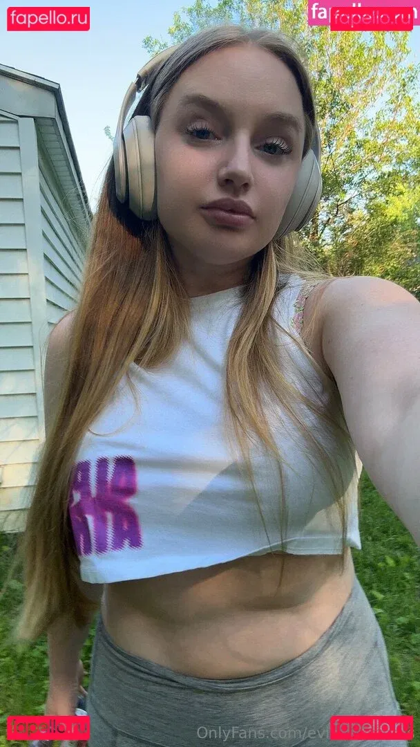 evie-summers Onlyfans Photo Gallery 