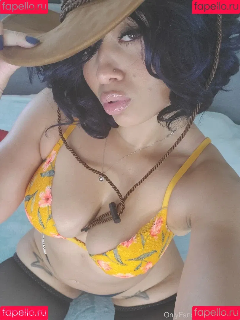 Oxlemon Onlyfans Photo Gallery 