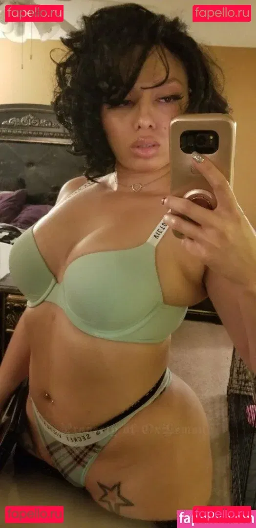 Oxlemon Onlyfans Photo Gallery 