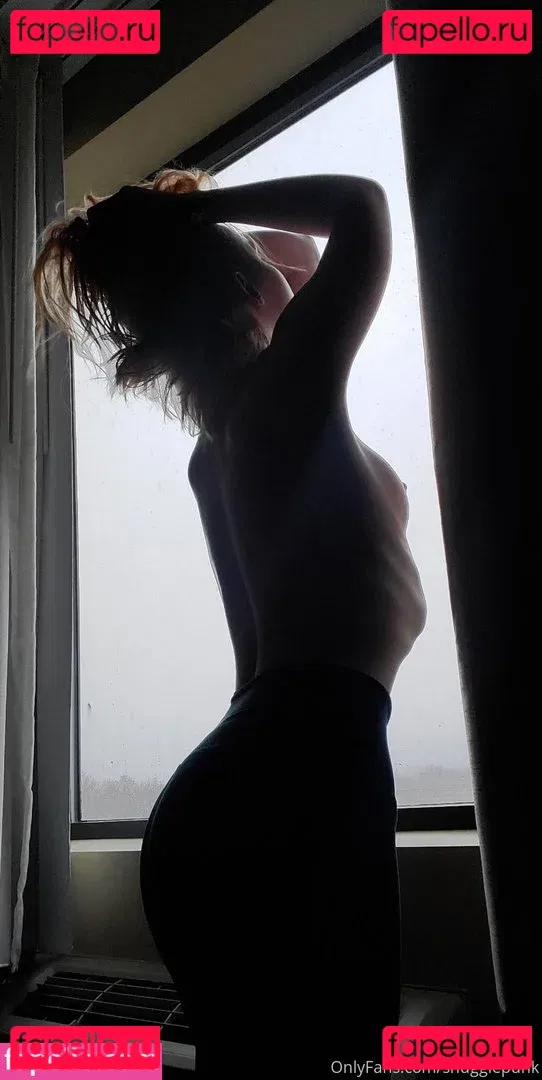 SnugglePunk Onlyfans Photo Gallery 