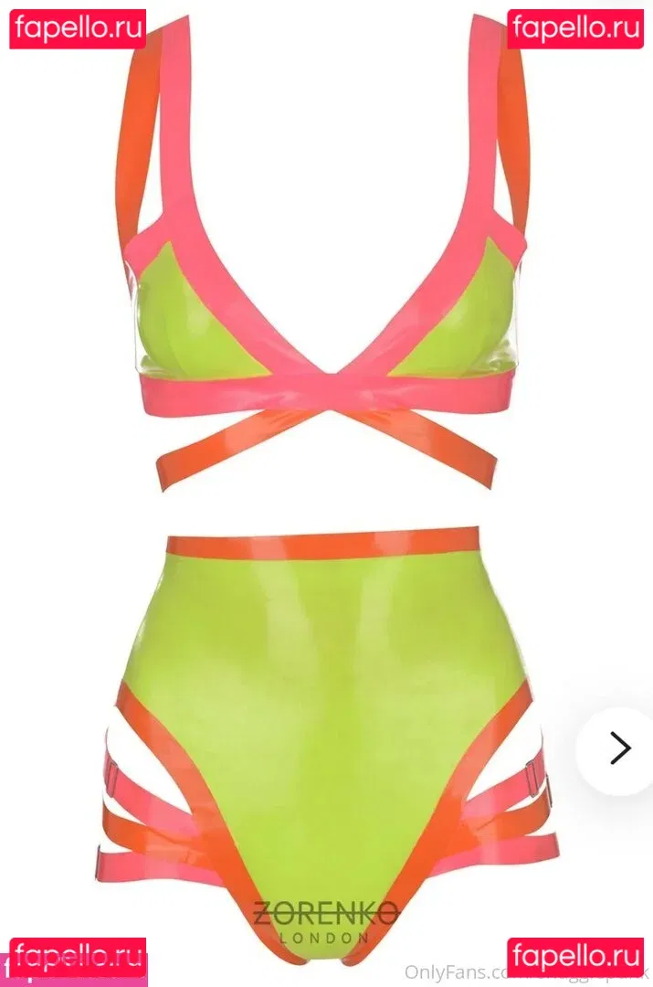 SnugglePunk Onlyfans Photo Gallery 