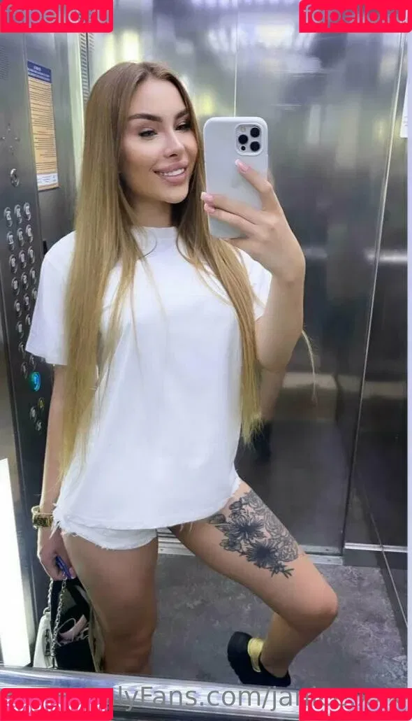 janice.xxx Onlyfans Photo Gallery 