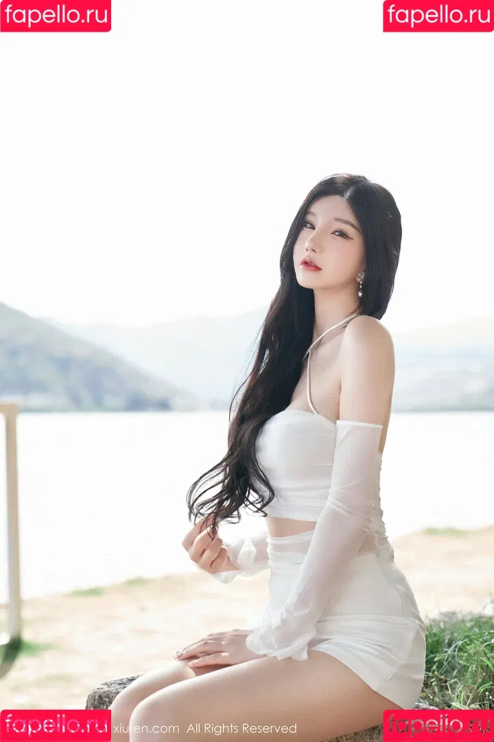 Zhou Yuxi Onlyfans Photo Gallery 