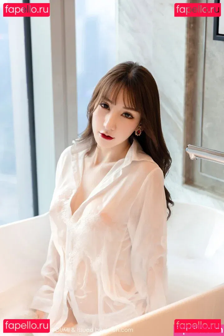 Zhou Yuxi Onlyfans Photo Gallery 