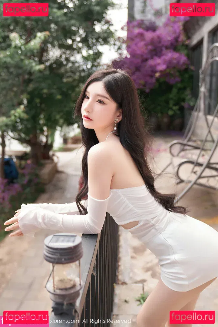 Zhou Yuxi Onlyfans Photo Gallery 
