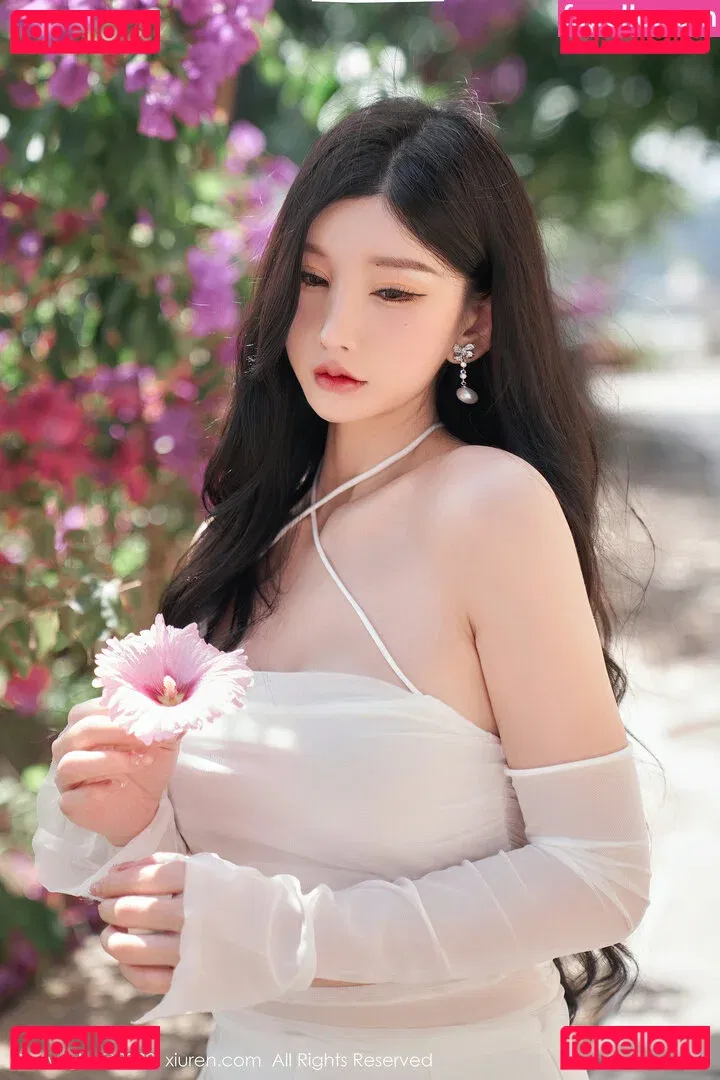 Zhou Yuxi Onlyfans Photo Gallery 