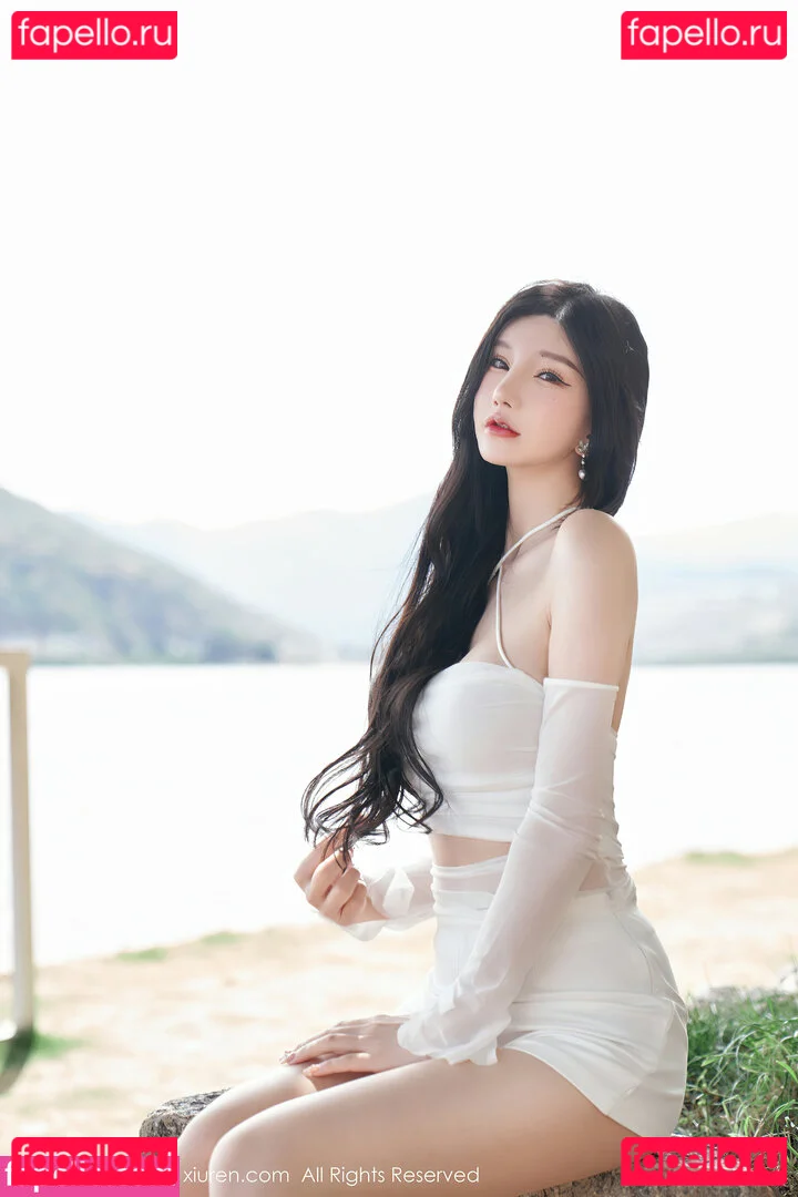 Zhou Yuxi Onlyfans Photo Gallery 