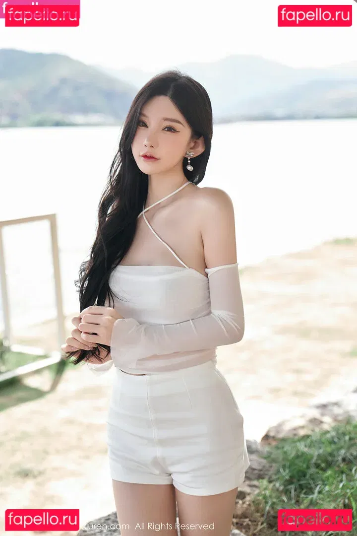 Zhou Yuxi Onlyfans Photo Gallery 