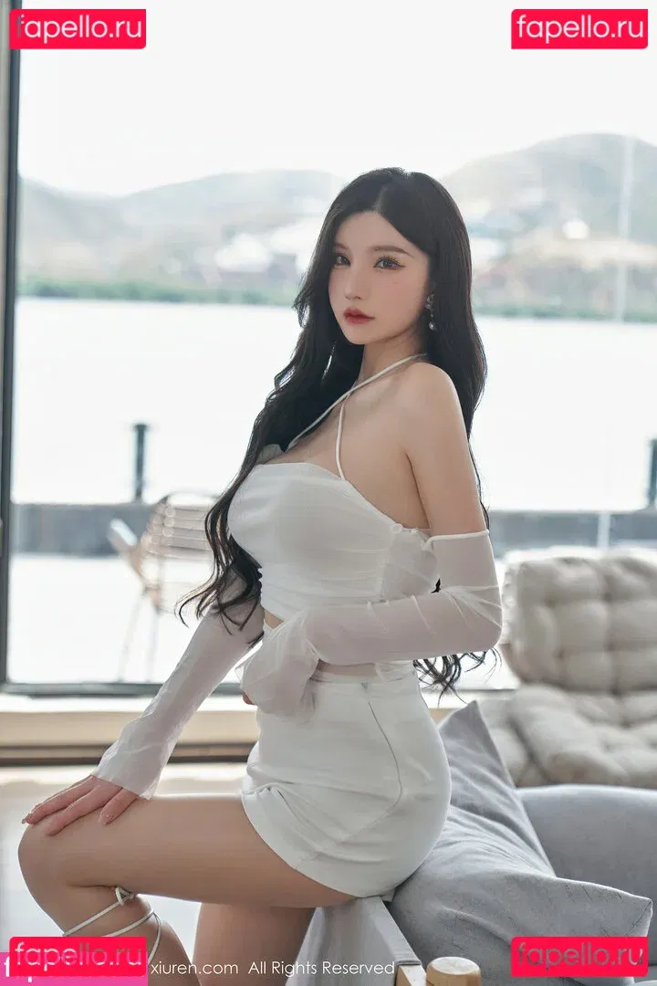 Zhou Yuxi Onlyfans Photo Gallery 