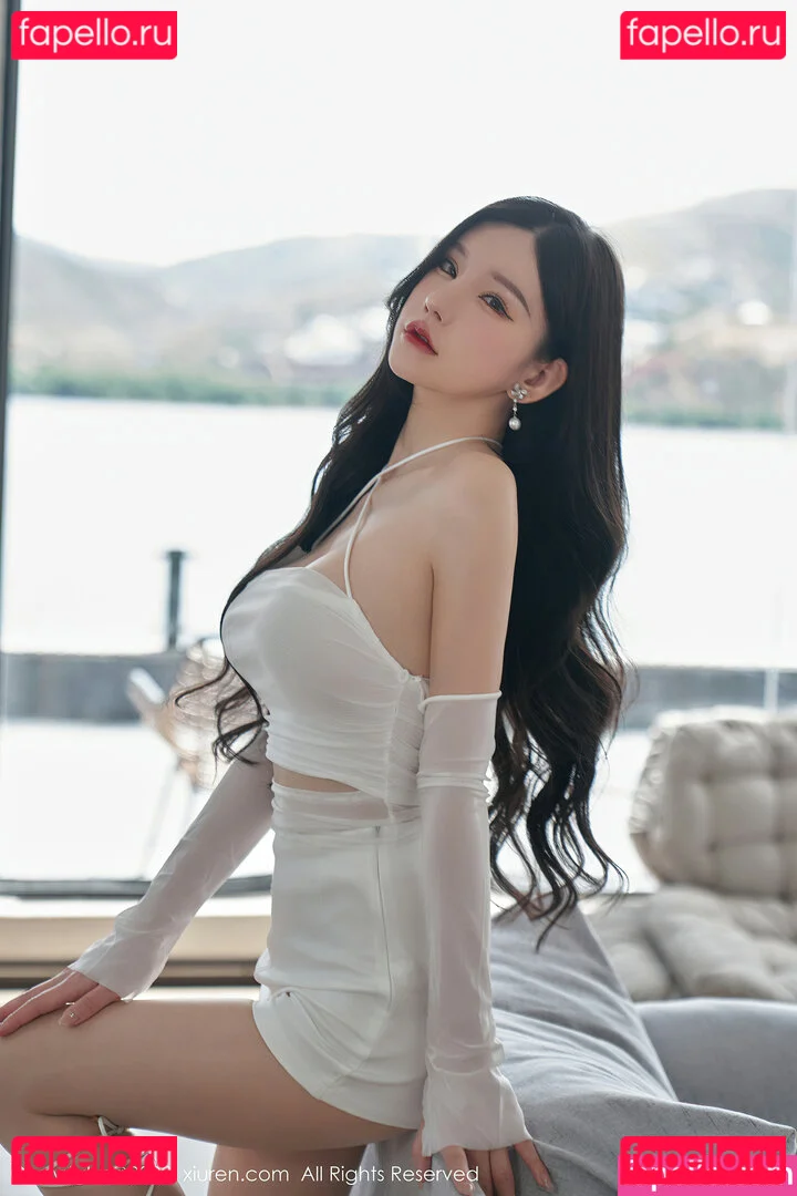 Zhou Yuxi Onlyfans Photo Gallery 