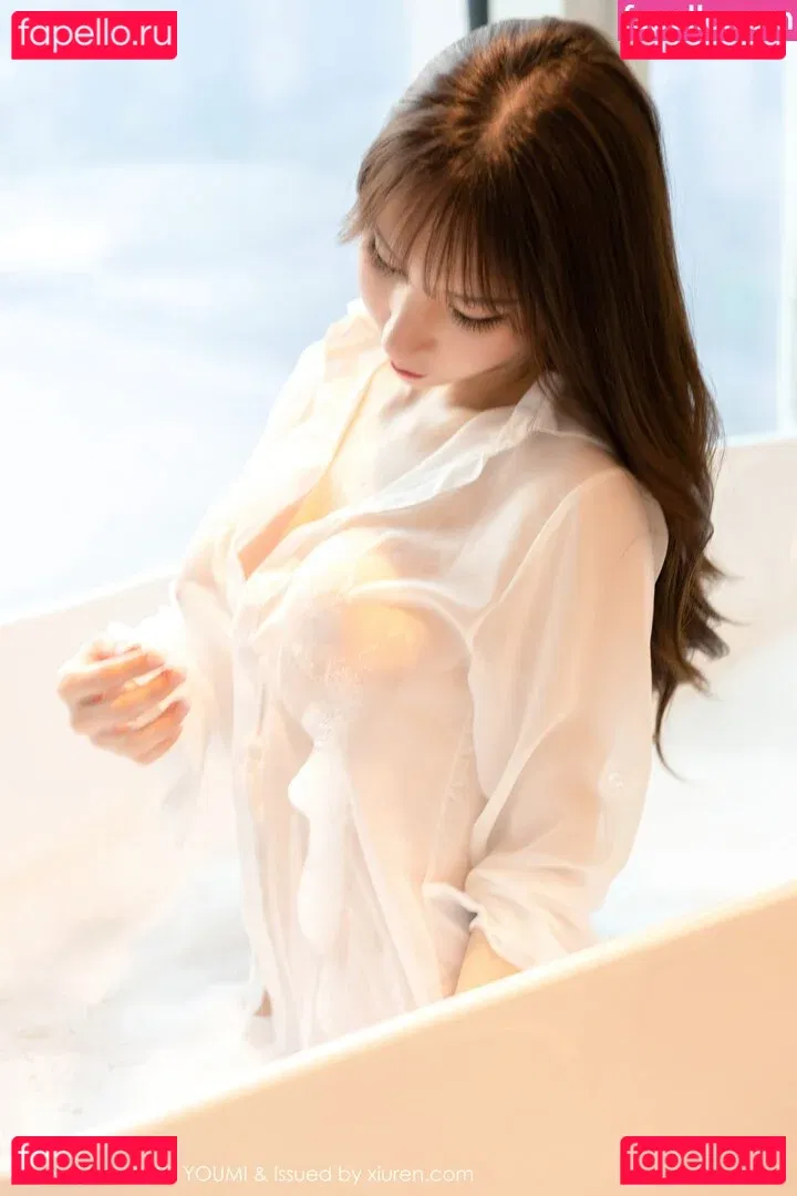 Zhou Yuxi Onlyfans Photo Gallery 