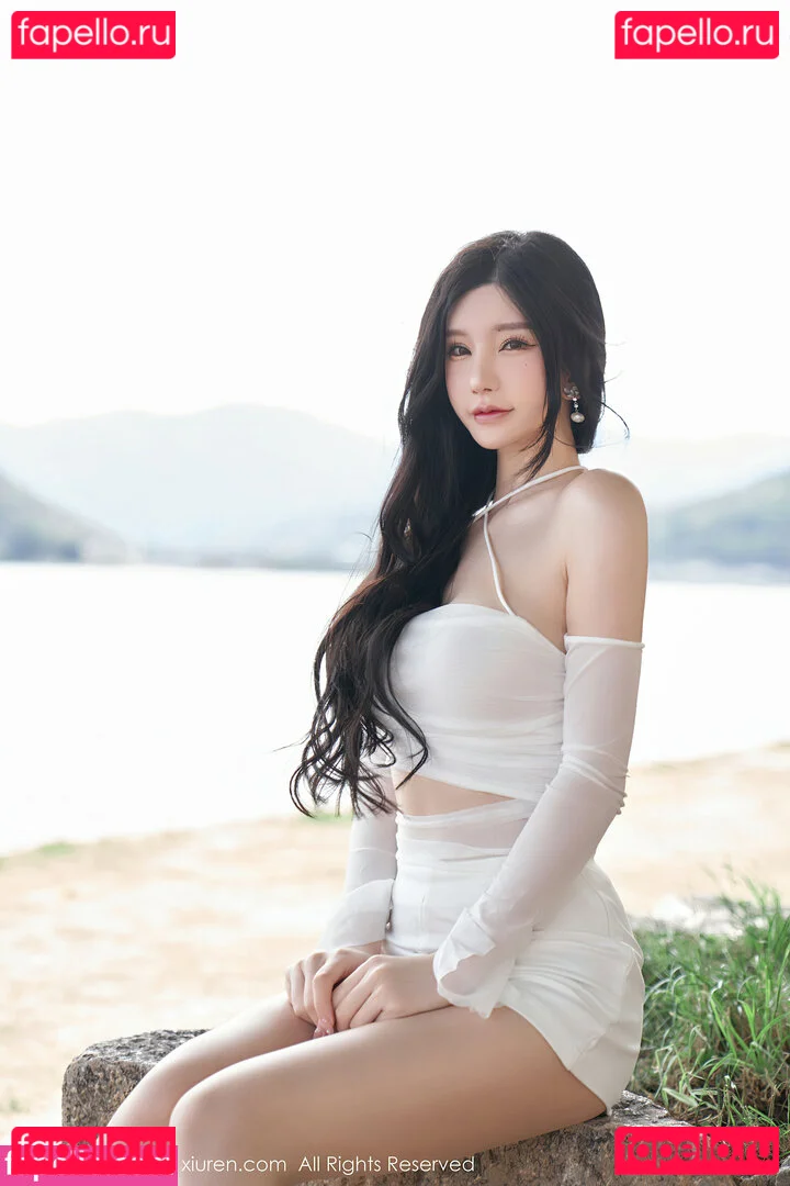 Zhou Yuxi Onlyfans Photo Gallery 