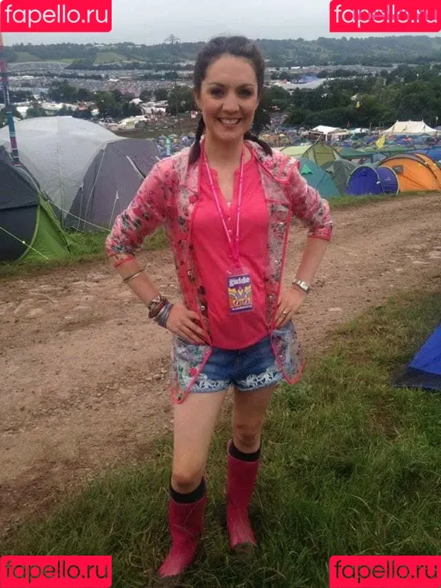 Laura Tobin Onlyfans Photo Gallery 