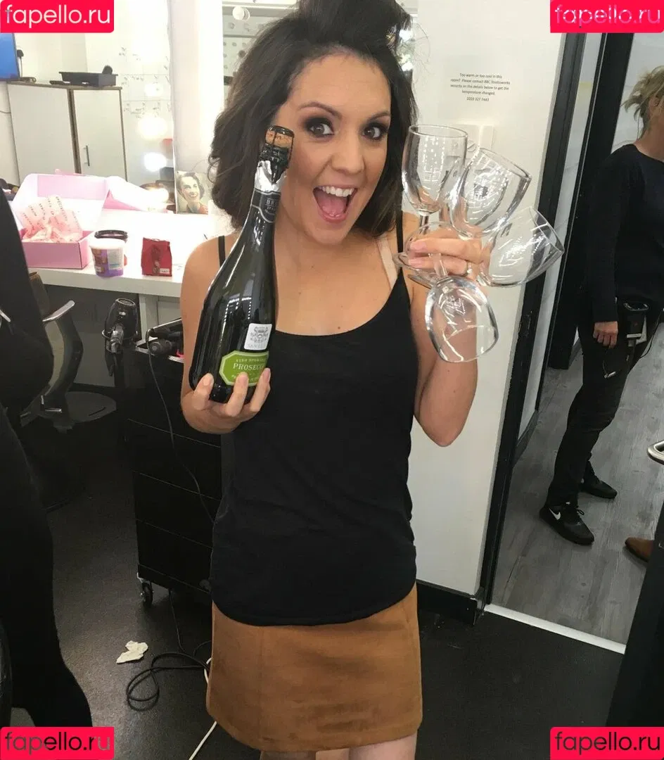 Laura Tobin Onlyfans Photo Gallery 