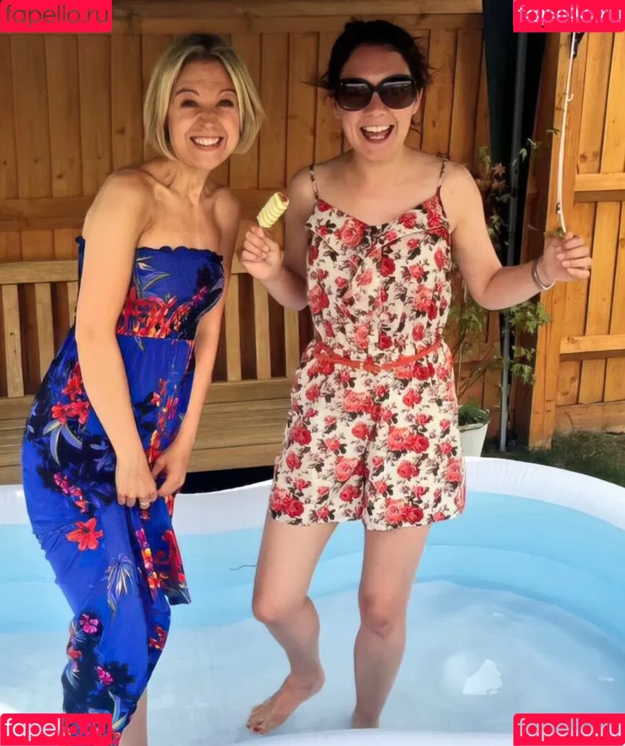 Laura Tobin Onlyfans Photo Gallery 