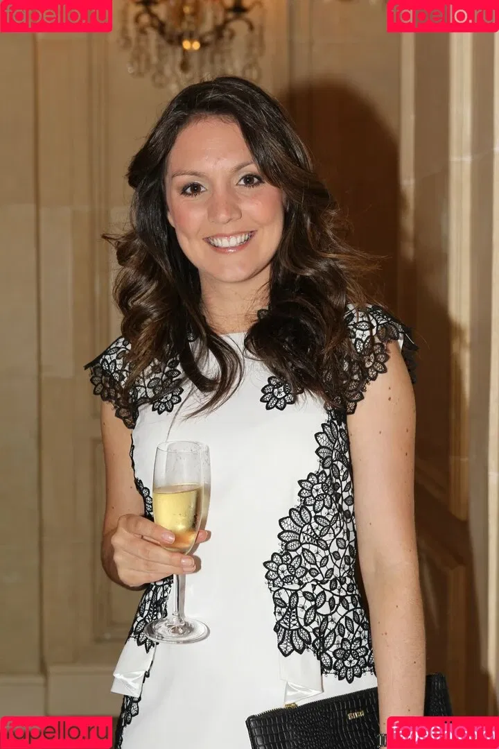 Laura Tobin Onlyfans Photo Gallery 