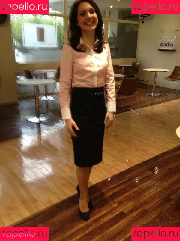 Laura Tobin Onlyfans Photo Gallery 