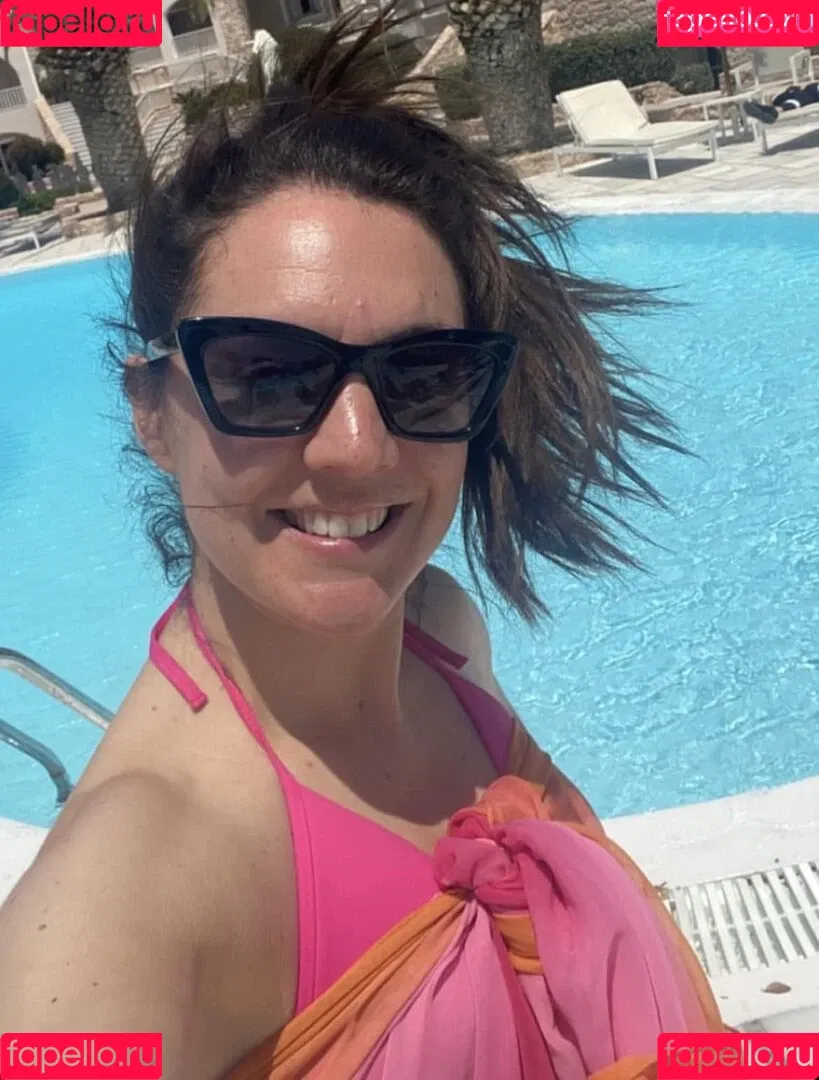 Laura Tobin Onlyfans Photo Gallery 