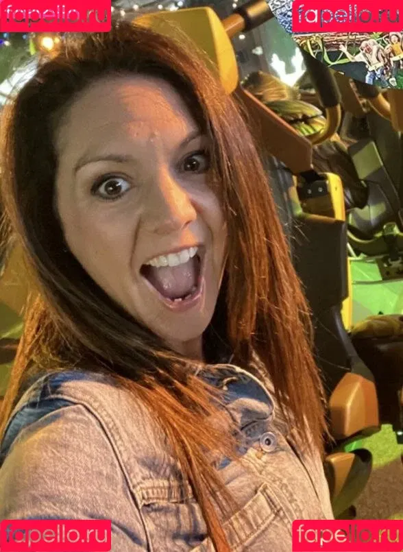 Laura Tobin Onlyfans Photo Gallery 